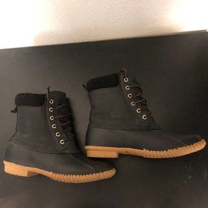 Skechers Womens Lace Up Duck Rain Snow Boots Black Mid Calf Size 11